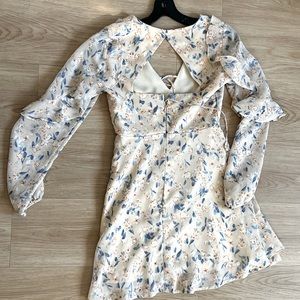 BCBGENERATION TIE FRONT RUFFLE DRESS